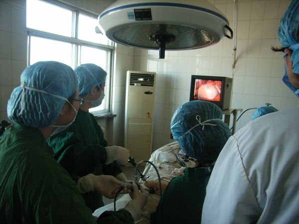 �Ƚ��ĸ�ǻ������